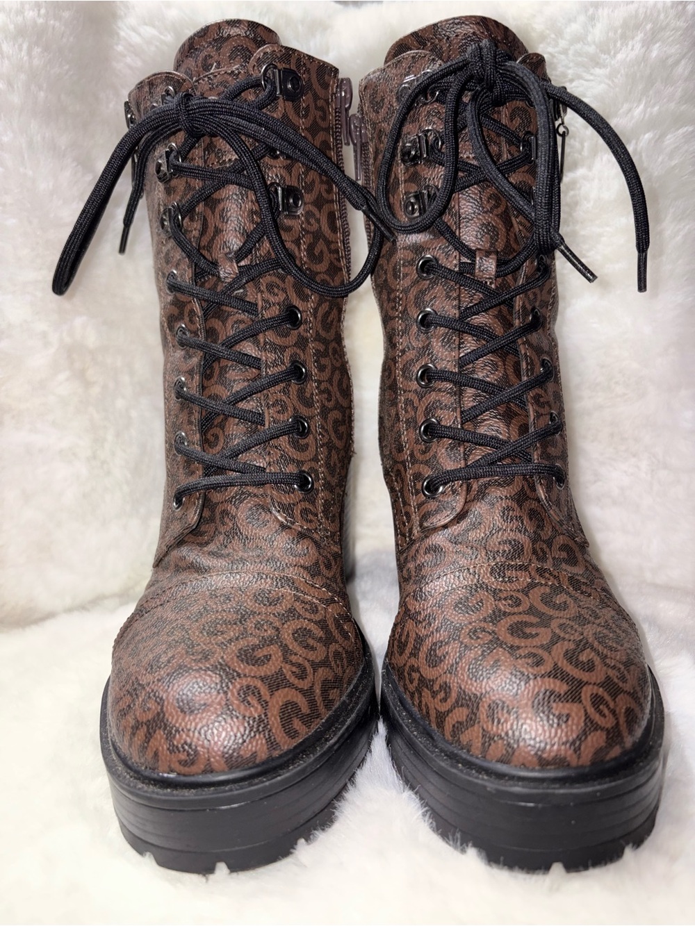 GBG Los Angeles Brown Logo-Print Lace-Up Platform Combat Boots